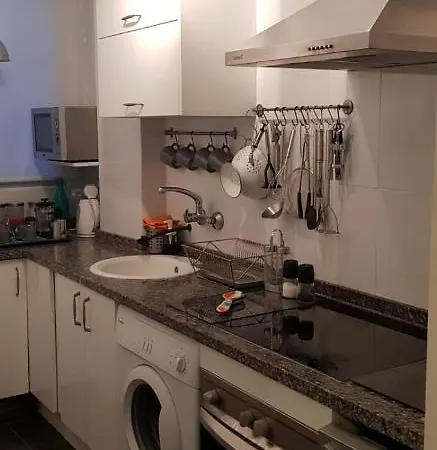 Apartman Opposite The Sea