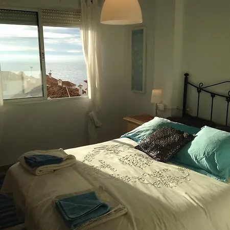 Opposite The Sea * 네르하