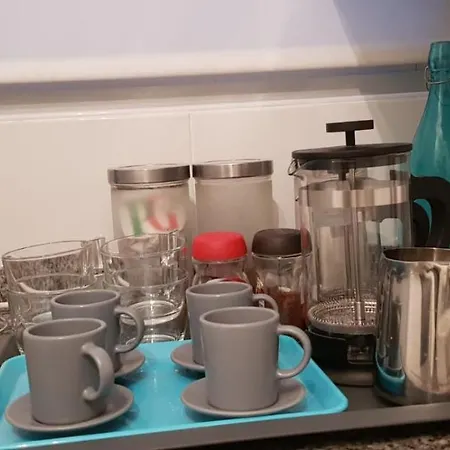 아파트 Opposite The Sea *